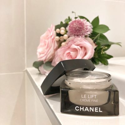 le-lift-smoothing-and-firming-light-cream-jar-50ml